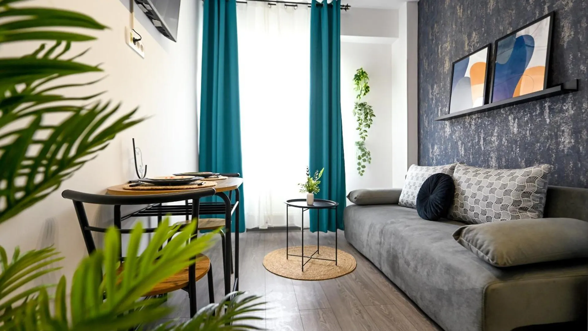 Appartamento Old Town Charm - Modern & Comfortable Accommodation In The Heart Of The City Bucarest