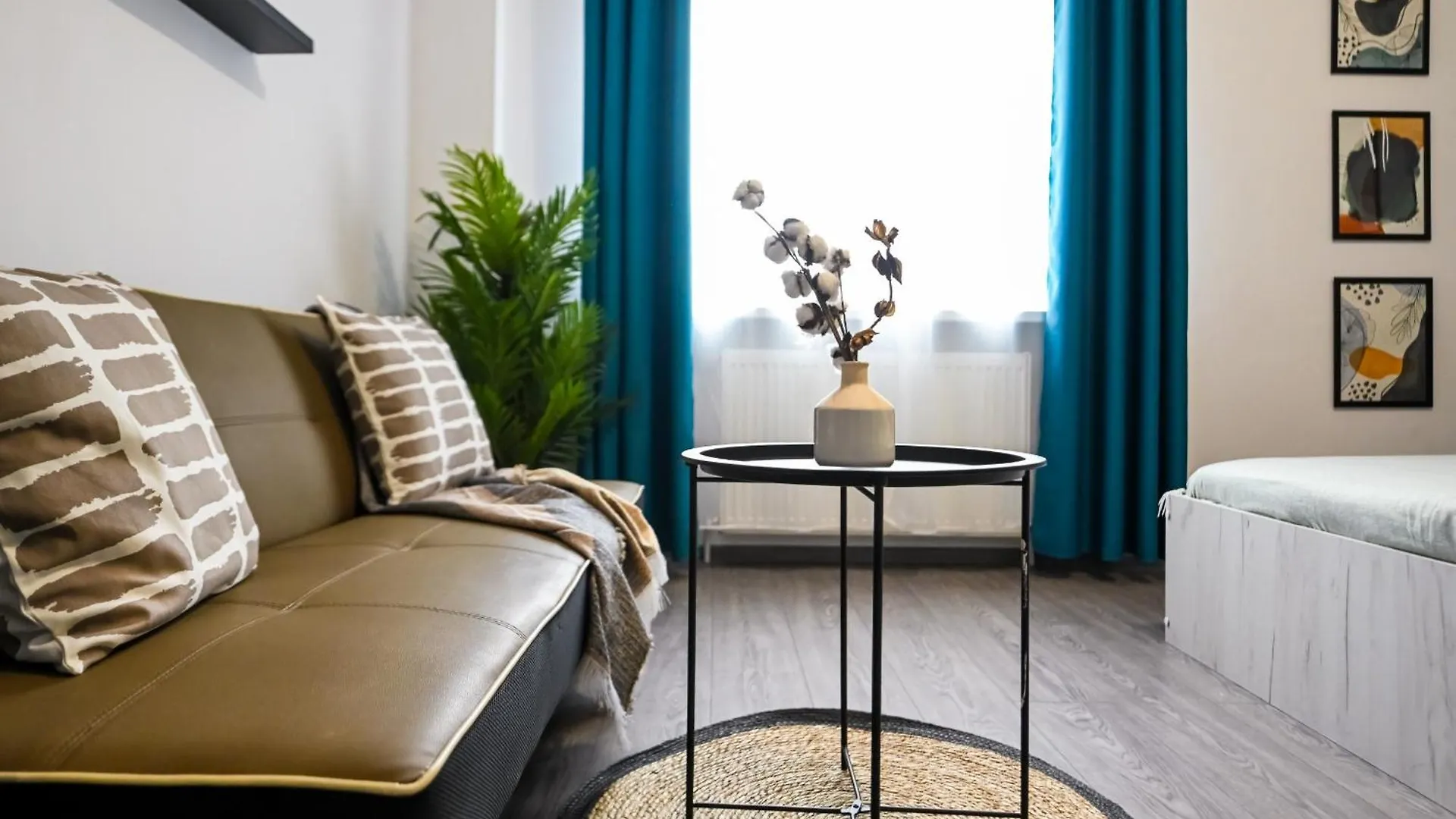 Old Town Charm - Modern & Comfortable Accommodation In The Heart Of The City Bucarest 0*,