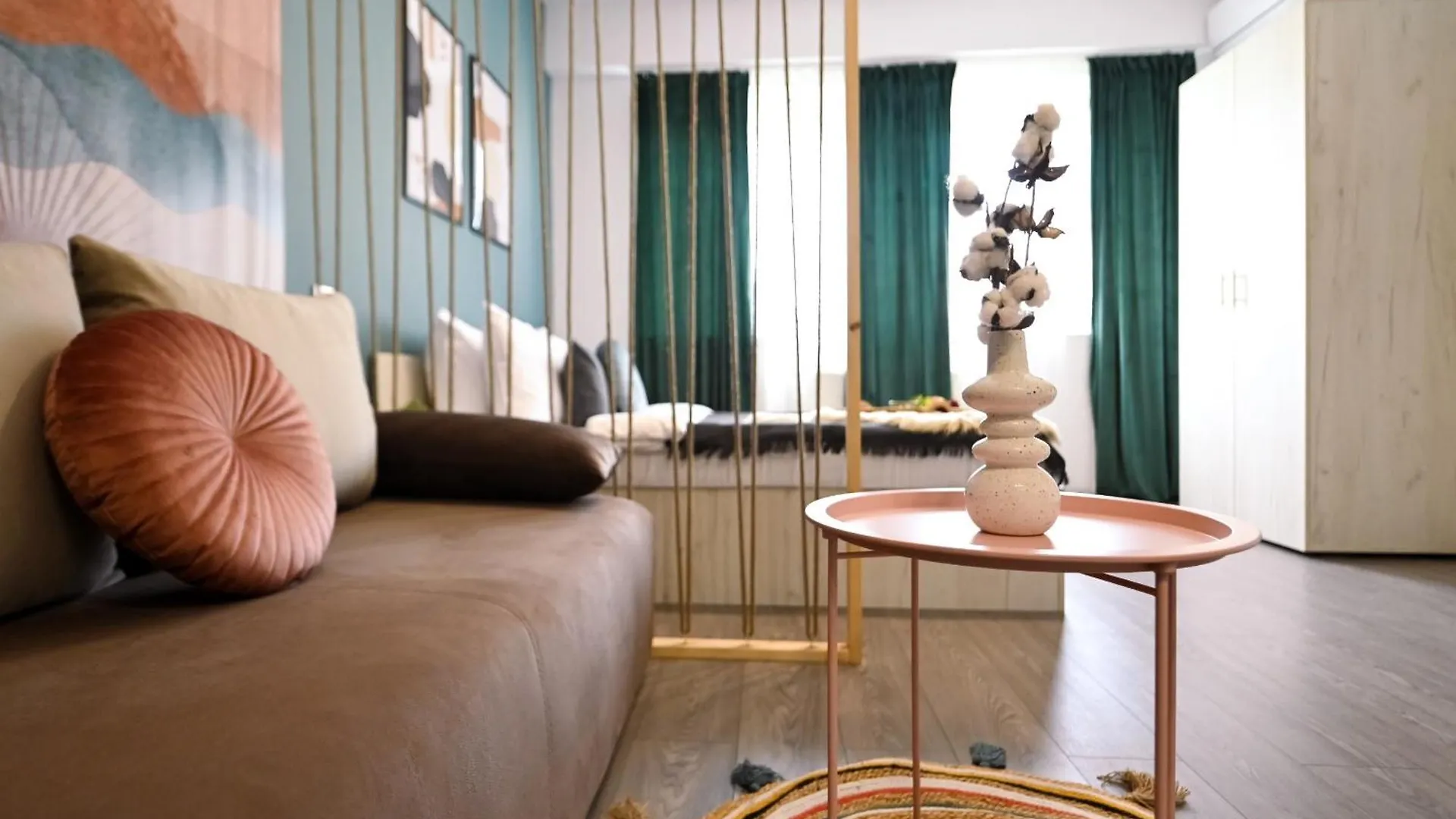 Old Town Charm - Modern & Comfortable Accommodation In The Heart Of The City Bucarest Appartamento