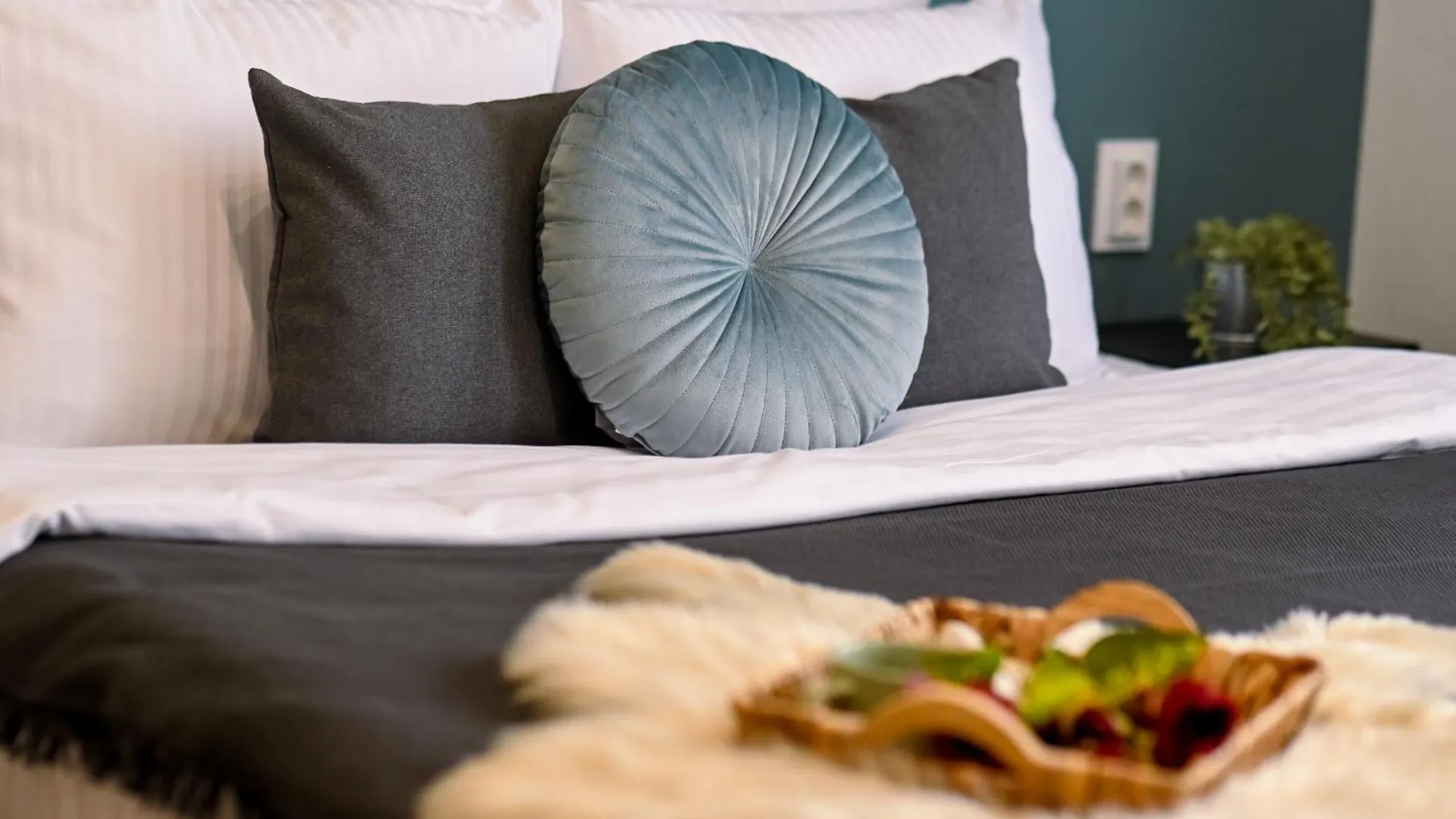 Appartamento Old Town Charm - Modern & Comfortable Accommodation In The Heart Of The City Bucarest
