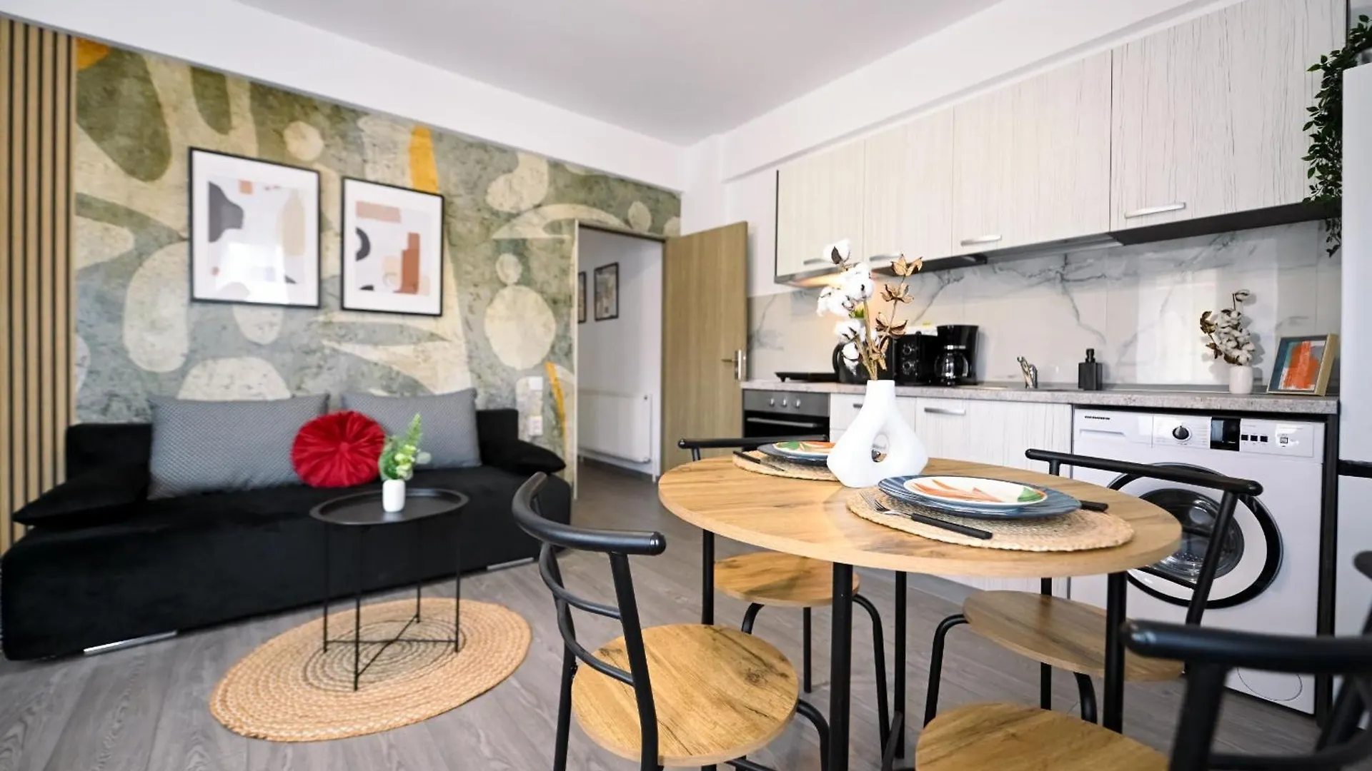 Old Town Charm - Modern & Comfortable Accommodation In The Heart Of The City Bucarest 0*,