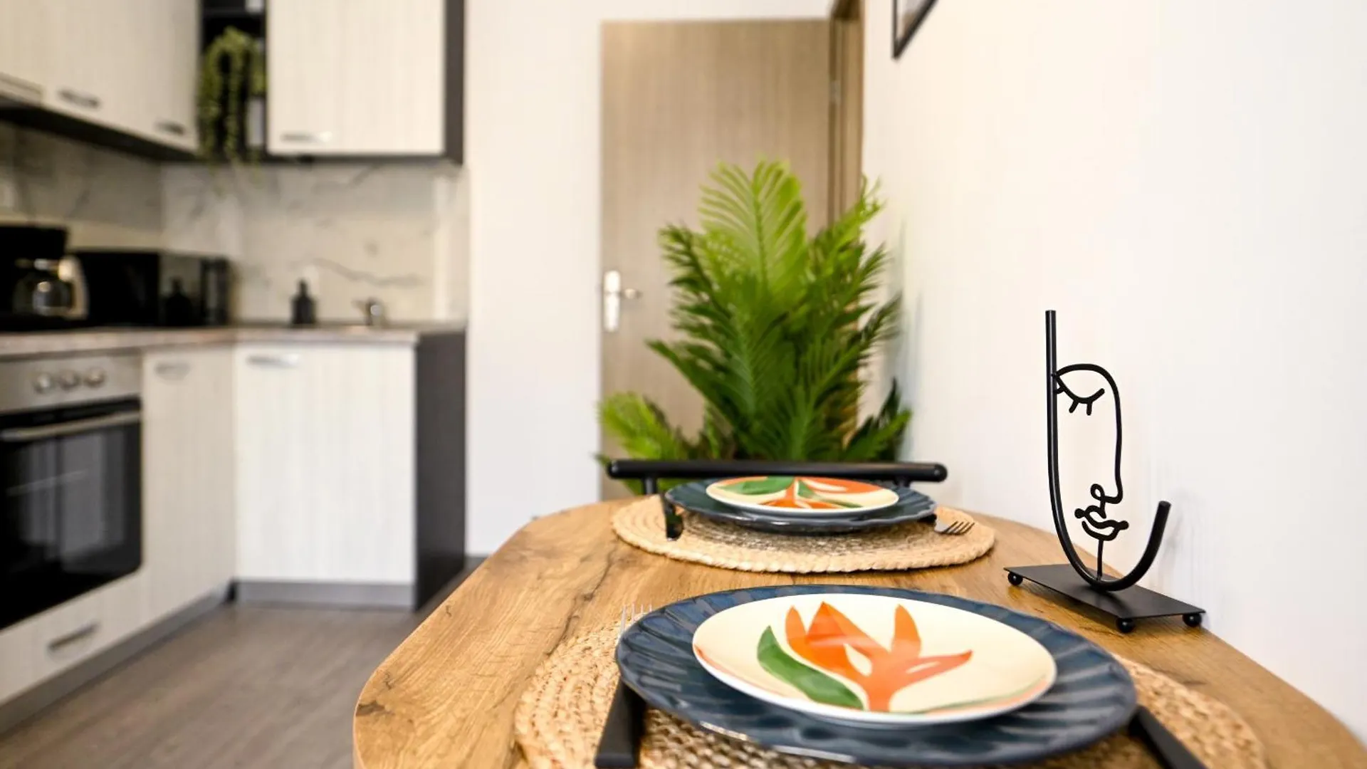 Appartamento Old Town Charm - Modern & Comfortable Accommodation In The Heart Of The City Bucarest