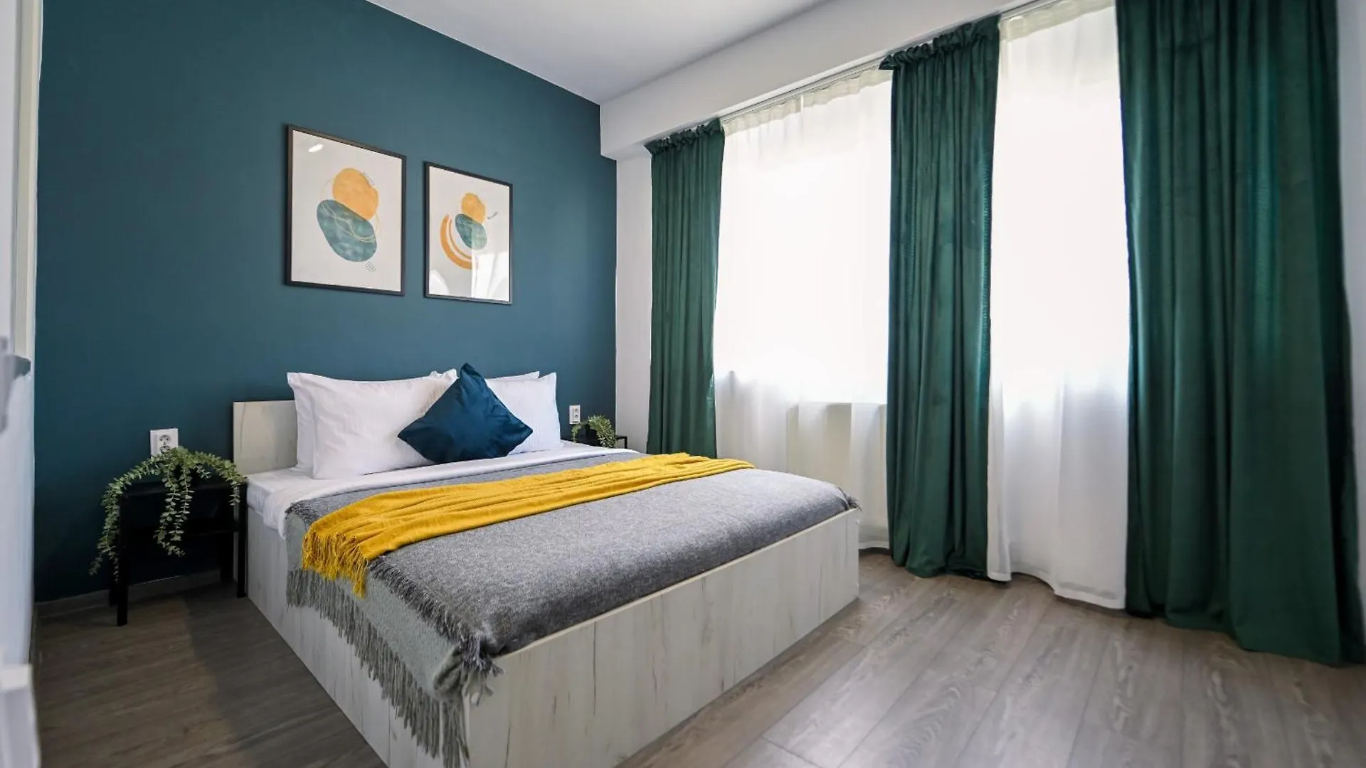 Appartamento Old Town Charm - Modern & Comfortable Accommodation In The Heart Of The City Bucarest