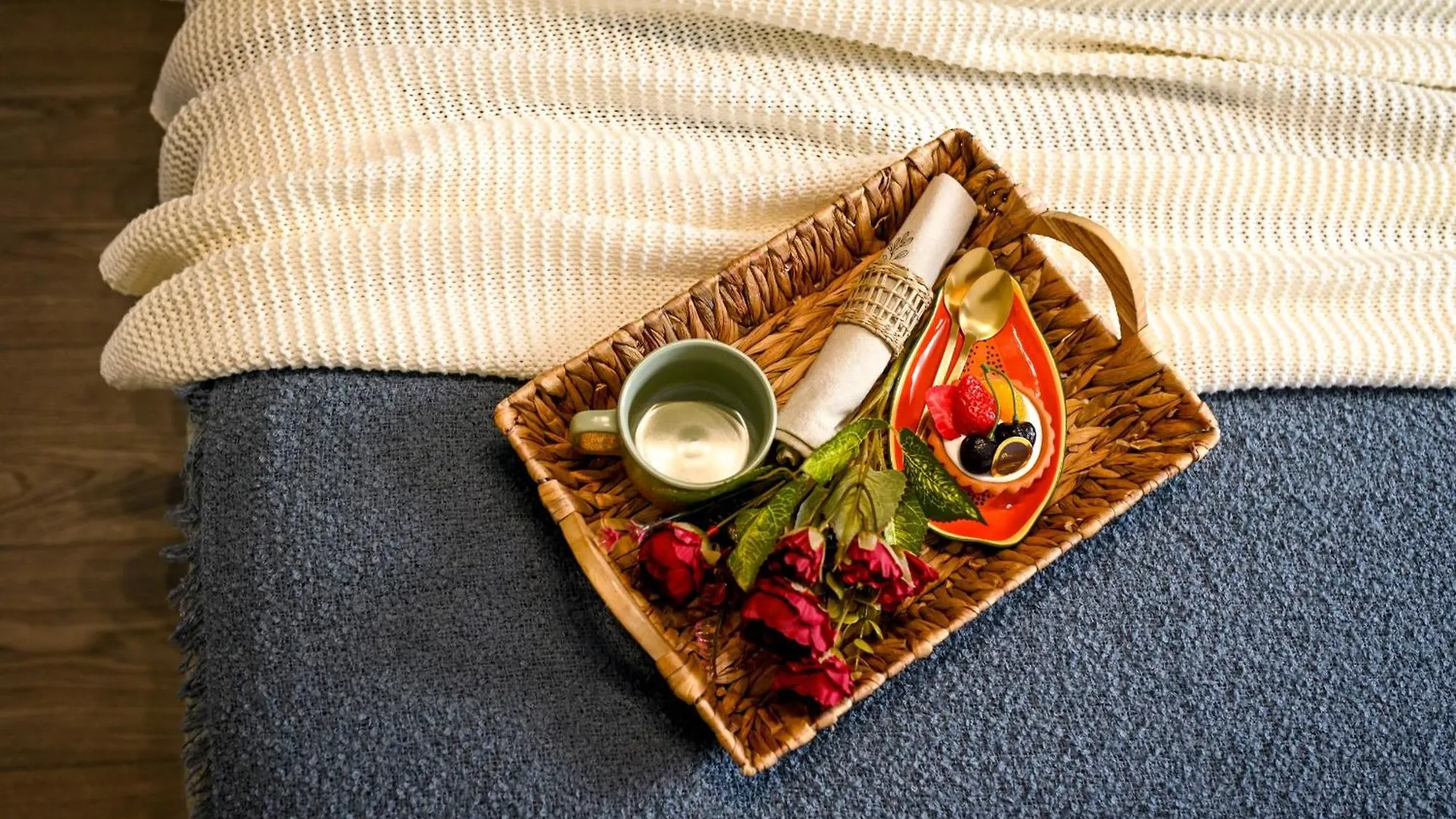 Old Town Charm - Modern & Comfortable Accommodation In The Heart Of The City Bucarest Appartamento
