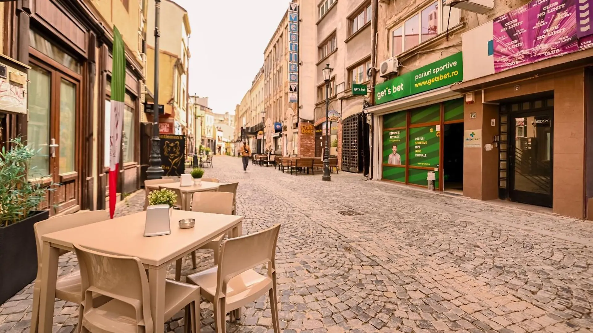 Old Town Charm - Modern & Comfortable Accommodation In The Heart Of The City Bucarest Romania