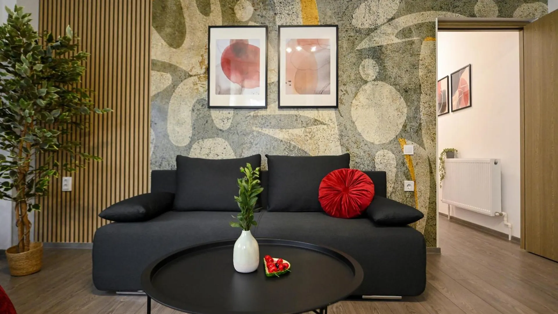 Old Town Charm - Modern & Comfortable Accommodation In The Heart Of The City Bucarest