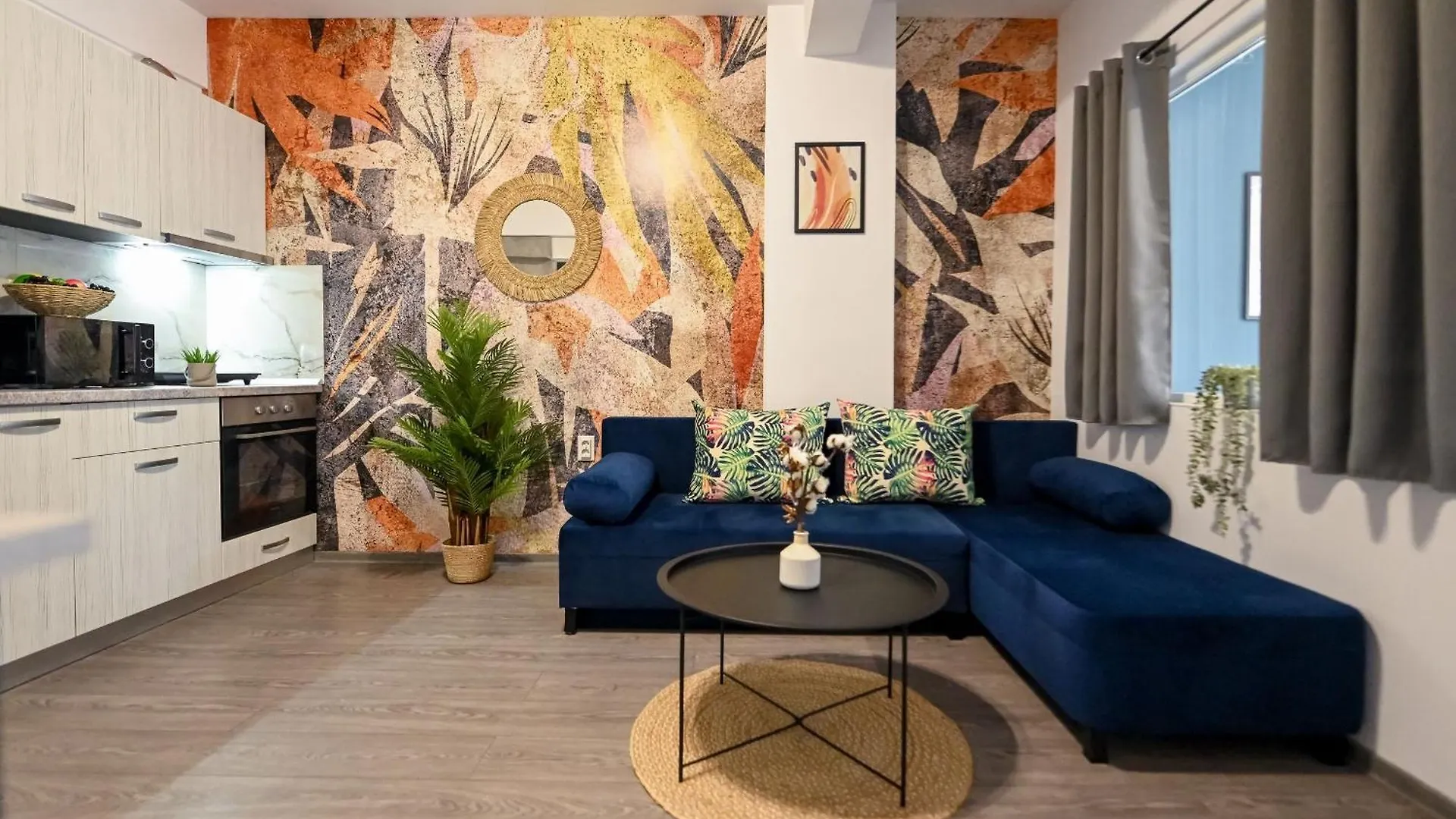 Old Town Charm - Modern & Comfortable Accommodation In The Heart Of The City Bucarest Appartamento