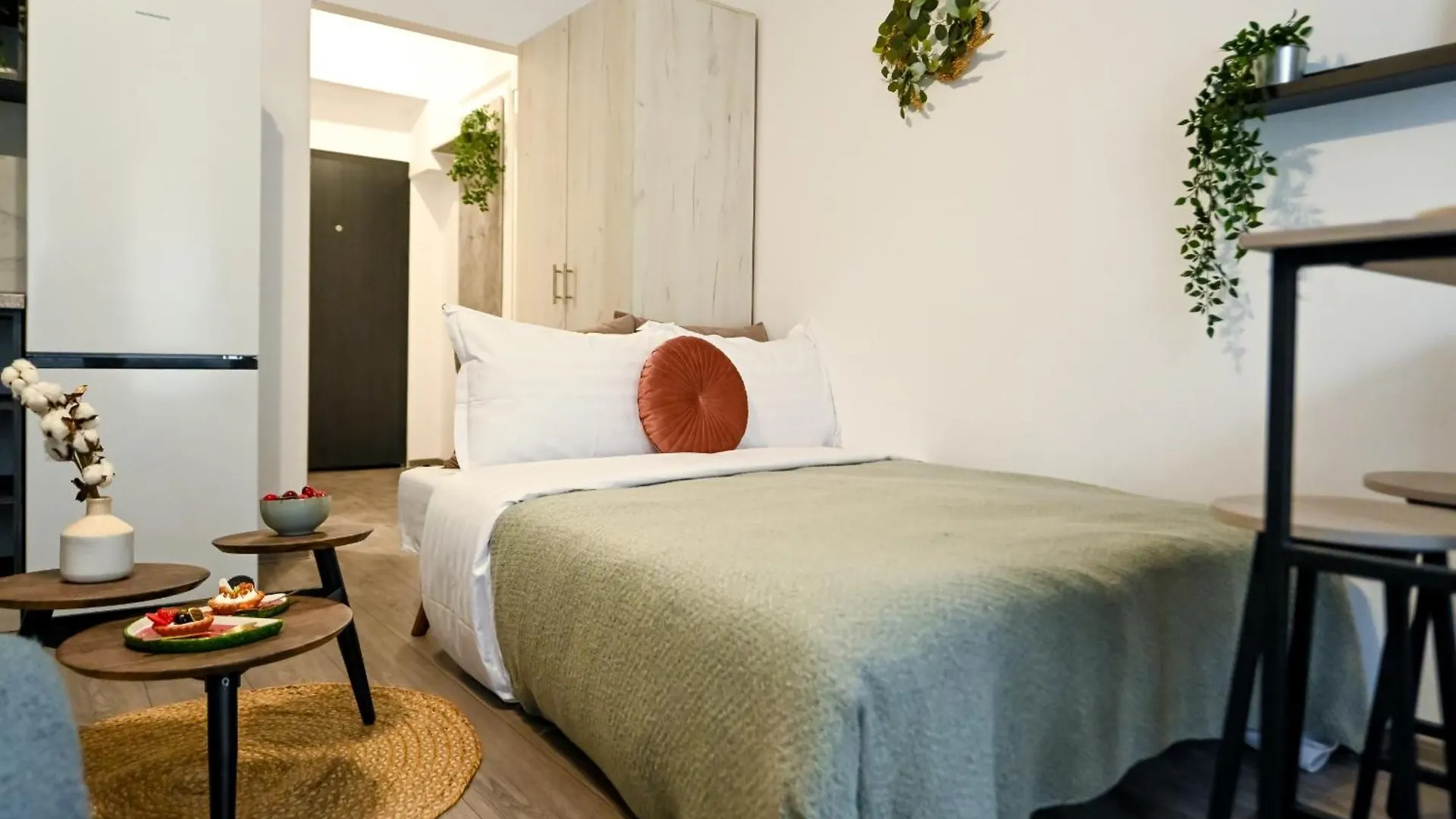 Lejlighed Old Town Charm - Modern & Comfortable Accommodation In The Heart Of The City Bukarest